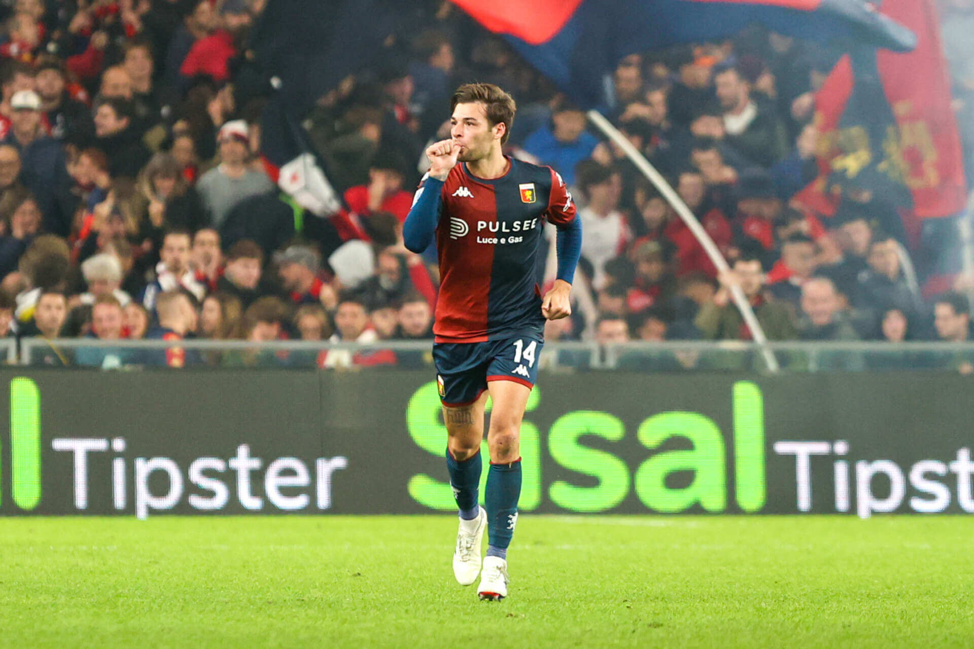 Serie A, il barese Alex Vogliacco saluta il Genoa e passa al Parma: «Ho dato tutto me stesso» Serie A, il barese Alex Vogliacco saluta il Genoa e passa al Parma: «Ho dato tutto me stesso»