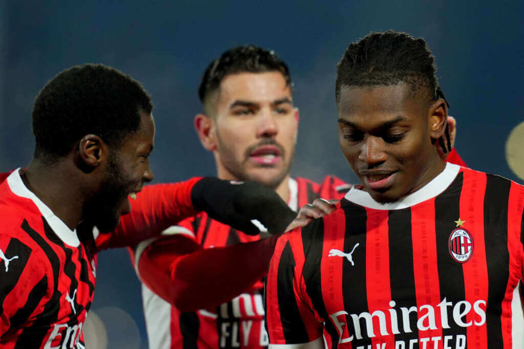 Galleria foto 'Serie A, in 5 minuti la ribaltano i rossoneri con Theo Hernandez e Leao: Como-Milan 1-2' - foto 1