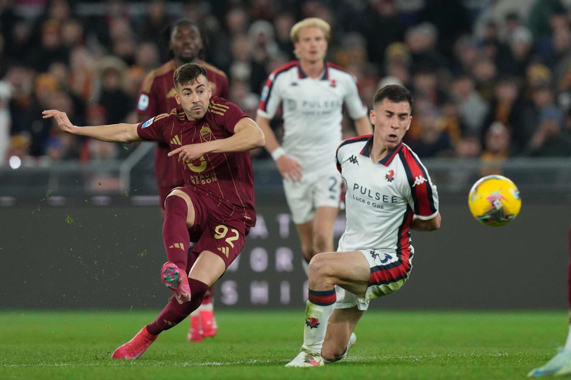 Serie A, esulta l’Olimpico con i gol di Dovbyk ed El Shaarawy e un super Dybala: Roma-Genoa 3-1 Serie A, esulta l’Olimpico con i gol di Dovbyk ed El Shaarawy e un super Dybala: Roma-Genoa 3-1