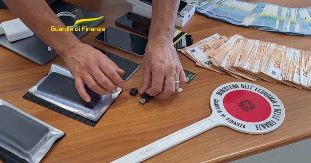 Monopoli, droga acquistata in bitcoin dalla California e rivenduta su Telegram: un arresto – VIDEO