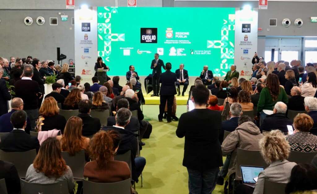 Galleria foto 'Bari, al via Evolio Expo in Fiera del Levante: tre giorni dedicati all’olio extravergine di oliva – FOTO e VIDEO' - foto 10