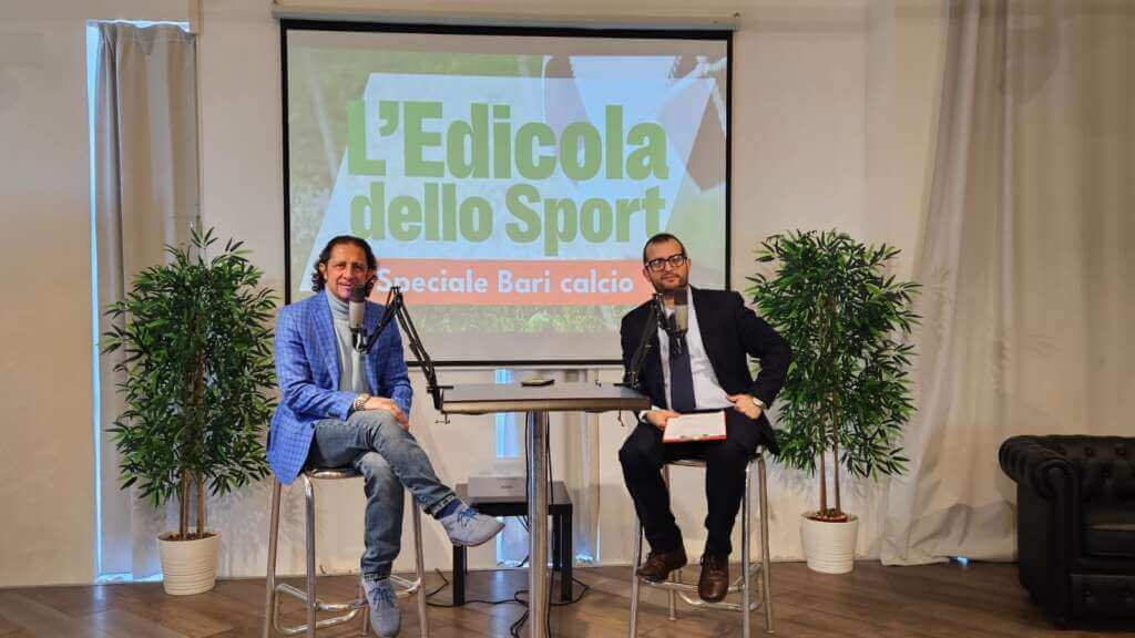 Galleria foto 'Bari, il bomber Igor Protti: «Il calcio è creatività. Nessun rimpianto. Orgoglioso di essere cittadino onorario» – VIDEO' - foto 5
