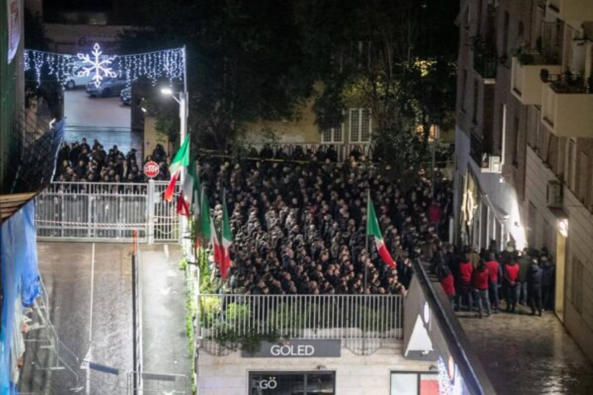 Acca Larentia il ricordo cela la nostalgia del fascismo