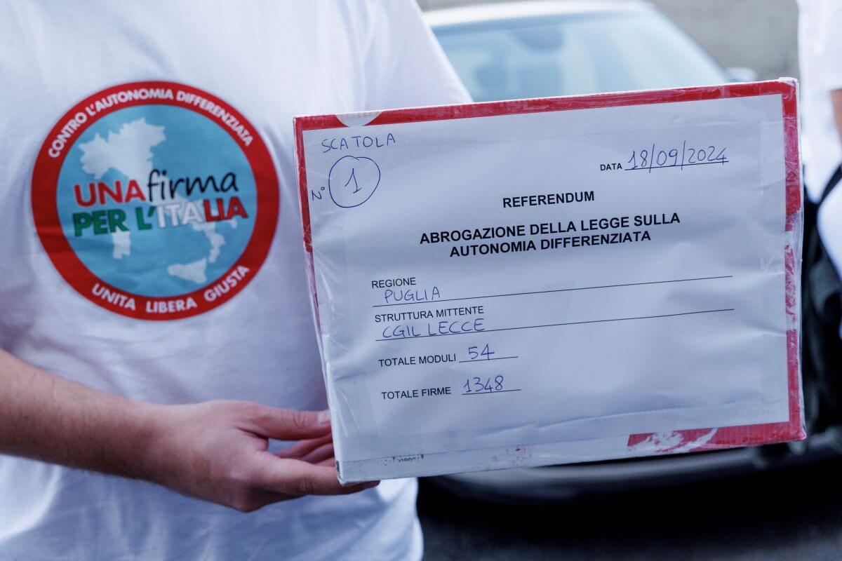 Autonomia differenziata, la politica si divide tra «la legge è morta» e «ora avanti tutta» Autonomia differenziata, la politica si divide tra «la legge è morta» e «ora avanti tutta»