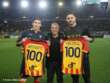 Lecce, una maglia celebrativa per le 100 presenze in giallorosso di Baschirotto e Falcone
