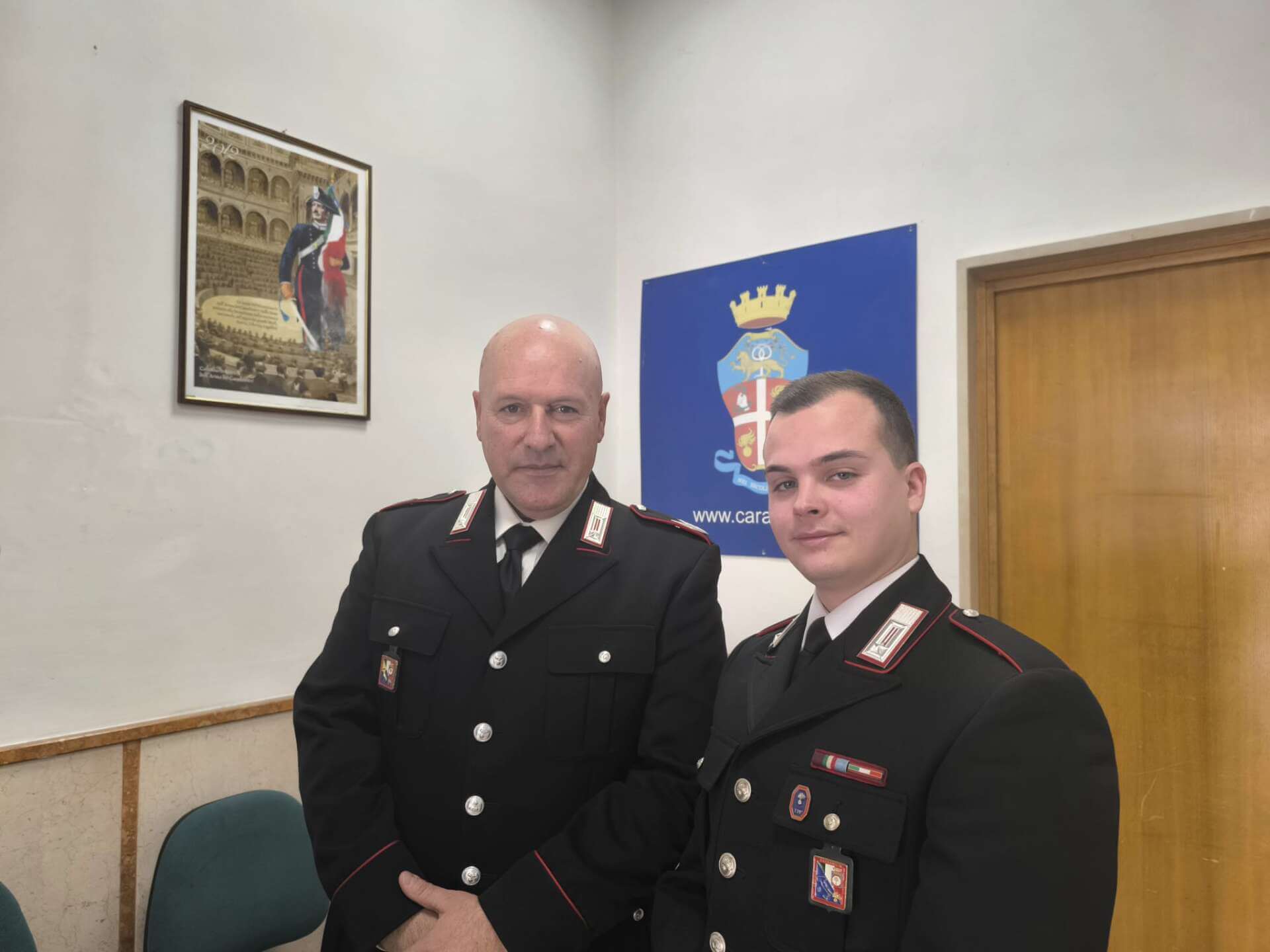 Bari, 35enne tenta di rapire una bimba: sul cellulare video pornografici. Il racconto dei carabinieri Bari, 35enne tenta di rapire una bimba: sul cellulare video pornografici. Il racconto dei carabinieri