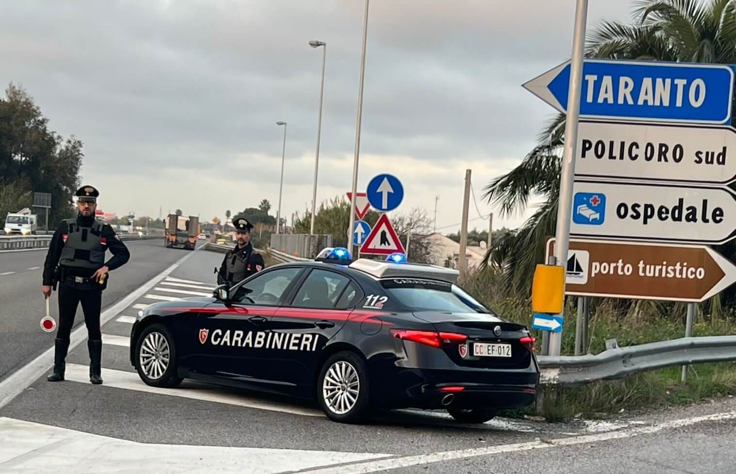 Policoro, aggredisce un uomo per strada colpendolo alle spalle: arrestato un 24enne
