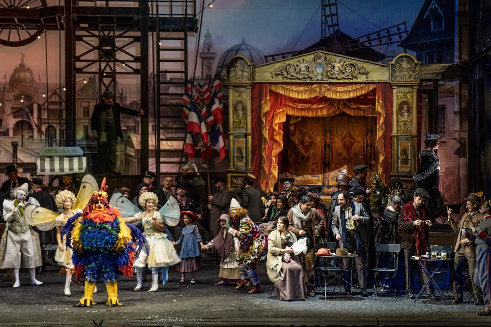 Bari, i costumi de “La Bohème” in mostra al foyer del Teatro Piccinni e al Museo Civico – FOTO Bari, i costumi de “La Bohème” in mostra al foyer del Teatro Piccinni e al Museo Civico – FOTO