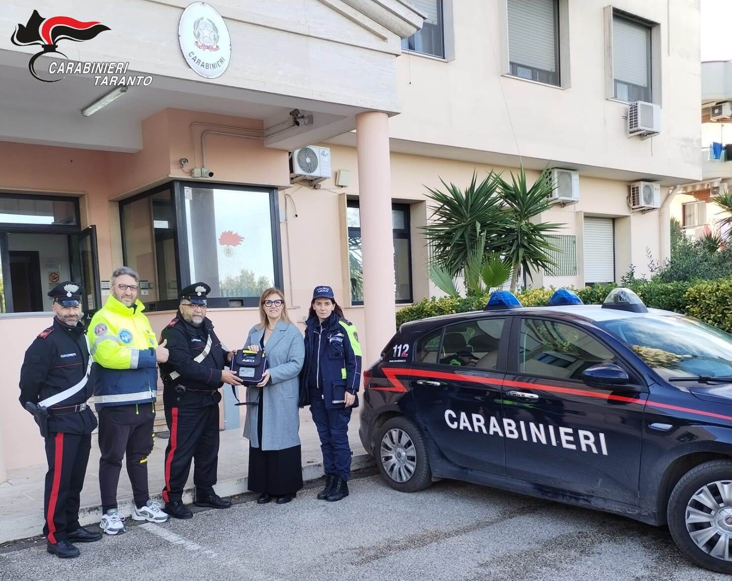 Monteparano, ruba il defibrillatore da una teca in piazza: denunciato un 46enne Monteparano, ruba il defibrillatore da una teca in piazza: denunciato un 46enne