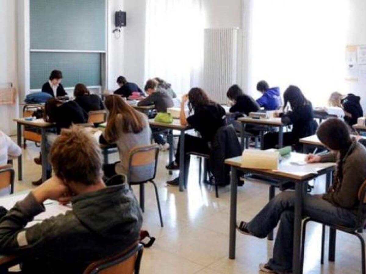 Dimensionamento scolastico, per i presidi pugliesi non c’è logica nel piano