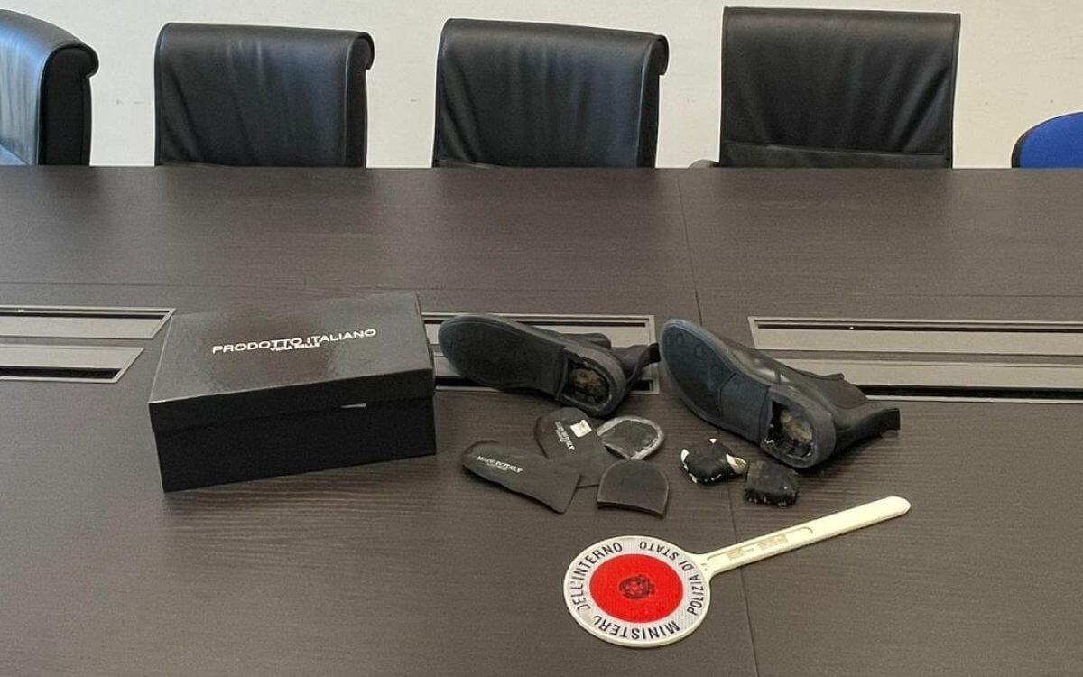 Trani, droga nascosta nei tacchi delle scarpe per introdurla in carcere: arrestato Trani, droga nascosta nei tacchi delle scarpe per introdurla in carcere: arrestato