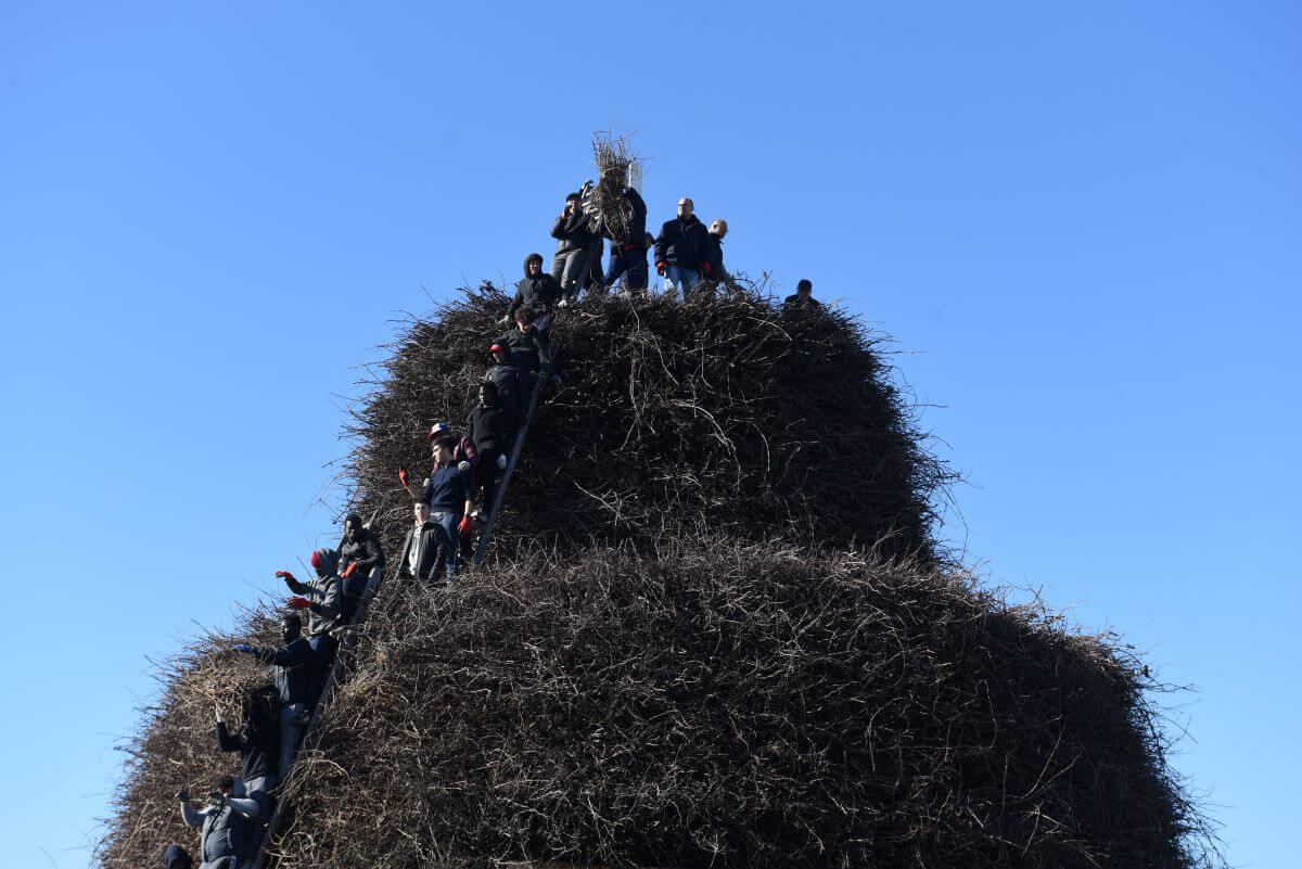 La Fòcara di Novoli, i cittadini custodi del fuoco “buono” di Sant’Antonio Abate