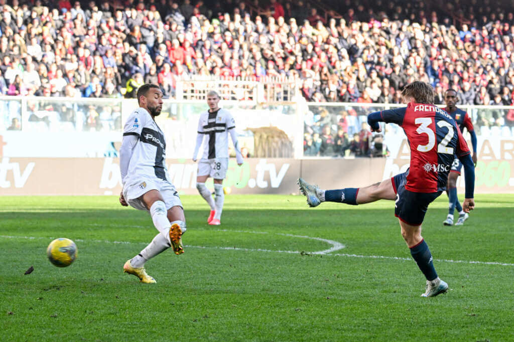 Galleria foto 'Serie A, Genoa-Parma: ci pensa Frendrup, prima vittoria in casa per i liguri' - foto 1