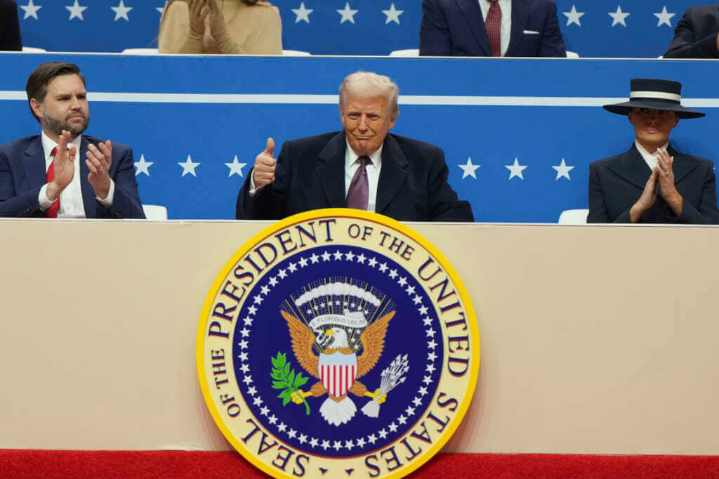 Galleria foto 'Trump sfida il mondo e nessuno parla: dov’è la coscienza civile?' - foto 1