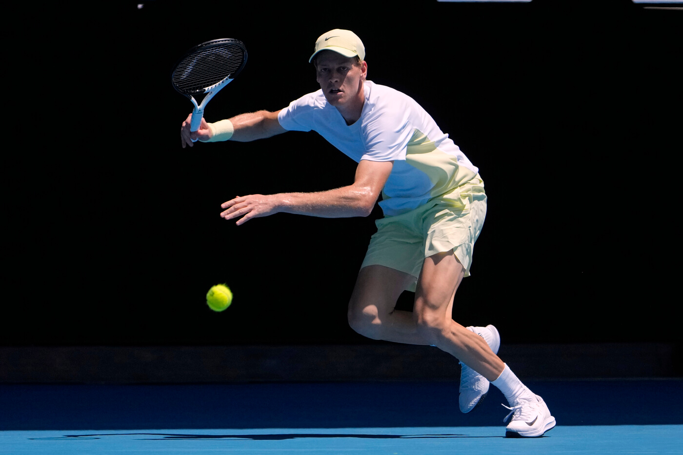 Australian Open, Sinner vince e va agli ottavi. Passa anche Sonego, fuori Musetti e Paolini