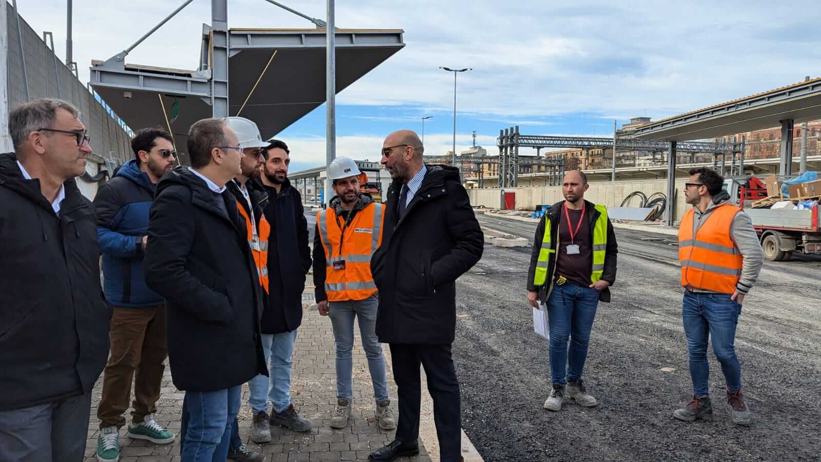 Nuovo terminal bus a Bari, Leccese visita il cantiere: sarà pronto entro primavera – VIDEO