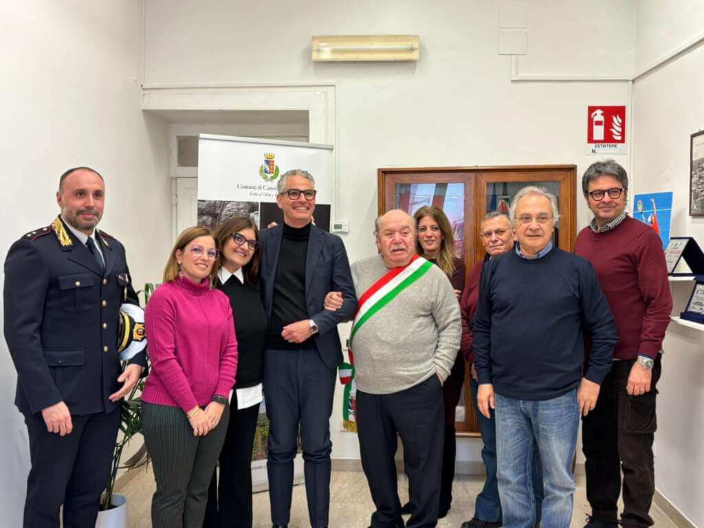Galleria foto 'Canosa di Puglia, Lino Banfi “Sindaco per un giorno” – FOTO' - foto 2