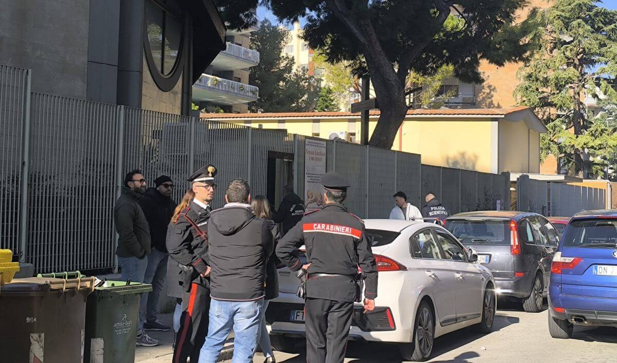 Neonato morto nella culla per la vita a Bari: allarme guasto già una settimana prima Neonato morto nella culla per la vita a Bari: allarme guasto già una settimana prima