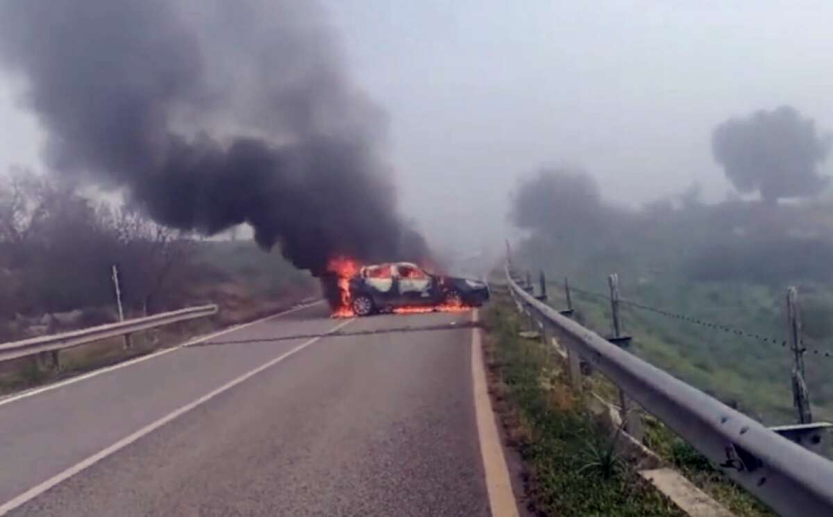 Foggia, assalto ad un portavalori sull’Ss 89 tra San Nicandro e Apricena: mezzi in fiamme Foggia, assalto ad un portavalori sull’Ss 89 tra San Nicandro e Apricena: mezzi in fiamme