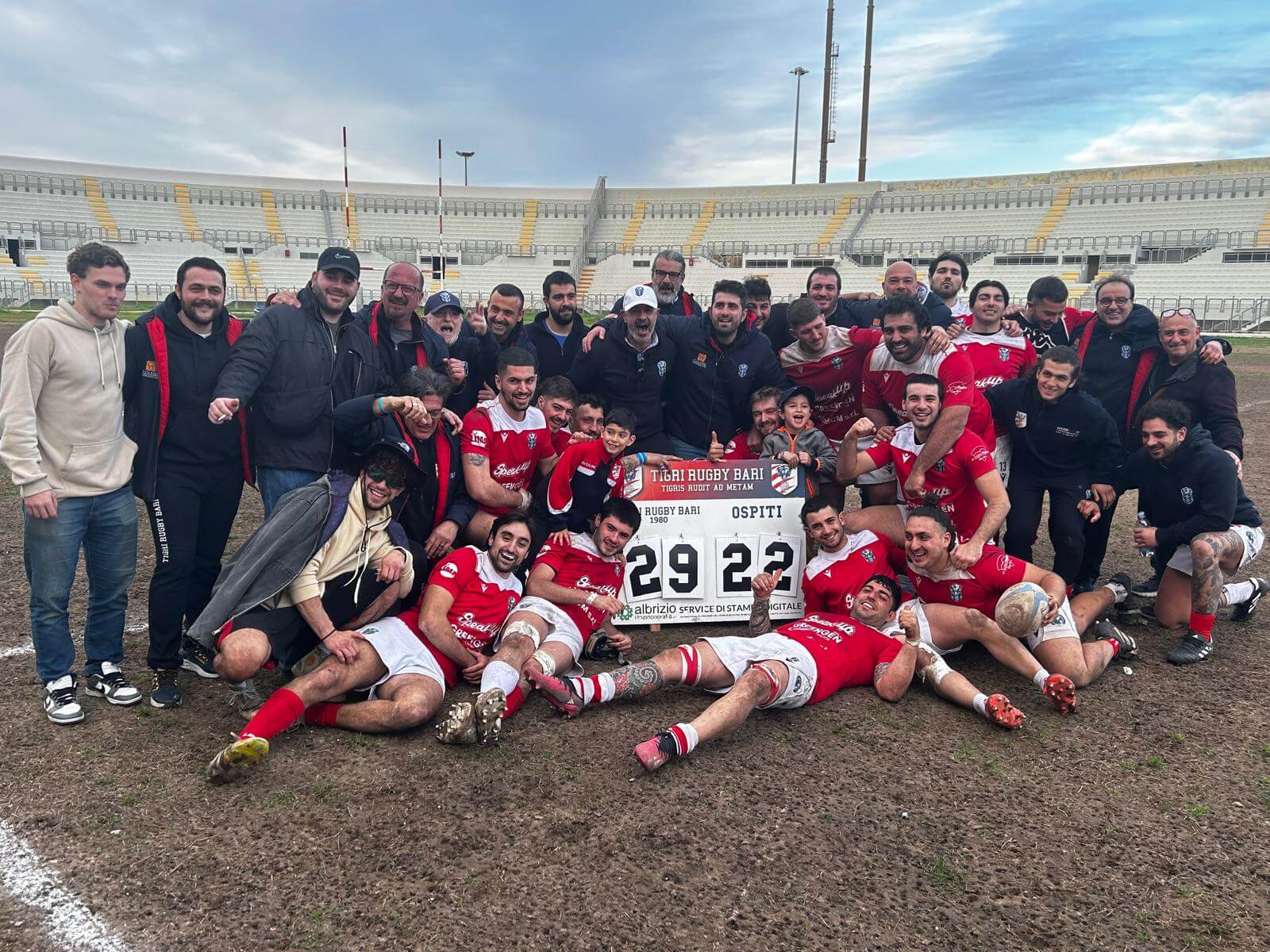 Rugby, difesa solida e gioco di squadra: un grande Bari batte 29-22 la capolista Lazio