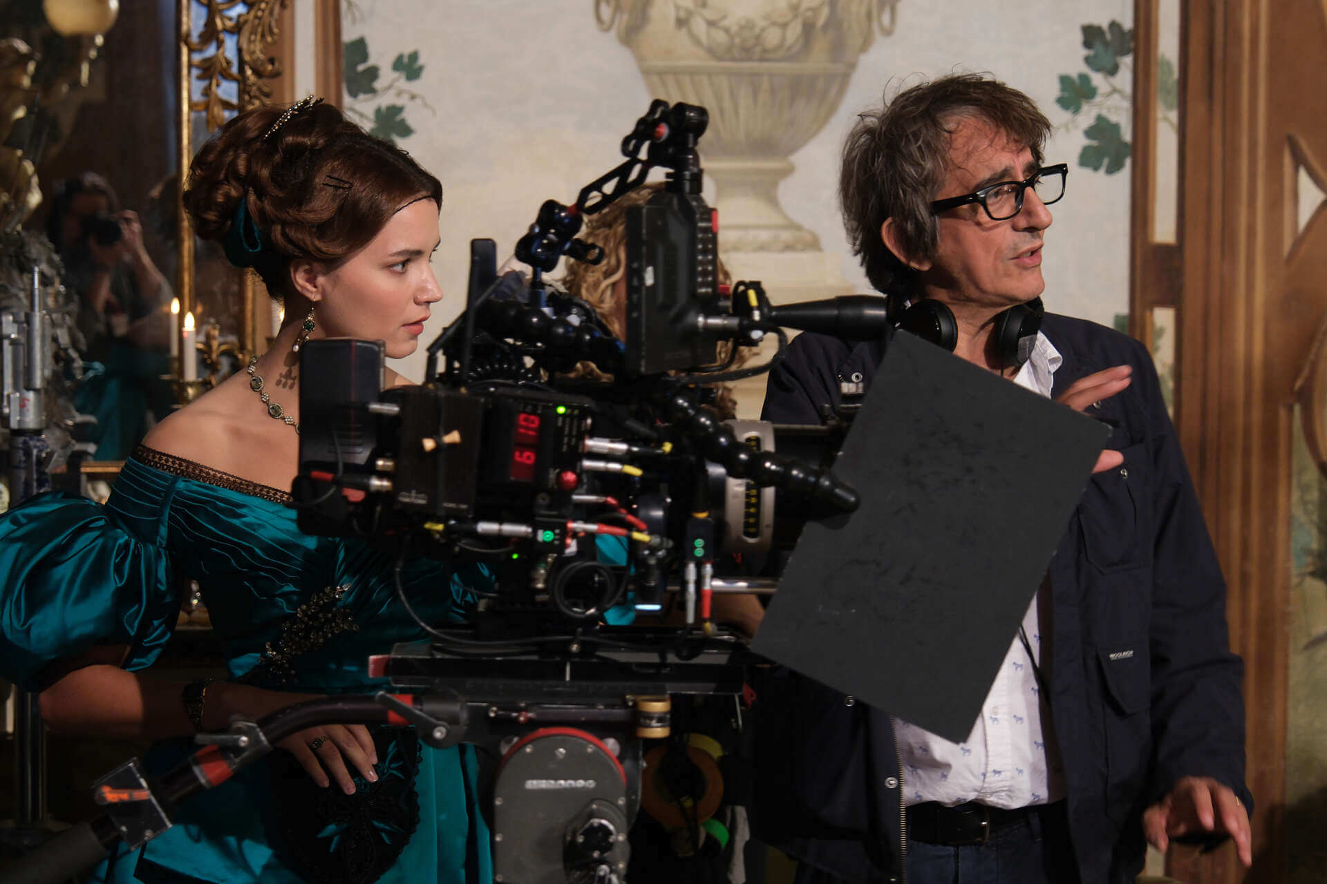 Sergio Rubini racconta Leopardi con la miniserie su Rai 1 Sergio Rubini racconta Leopardi con la miniserie su Rai 1