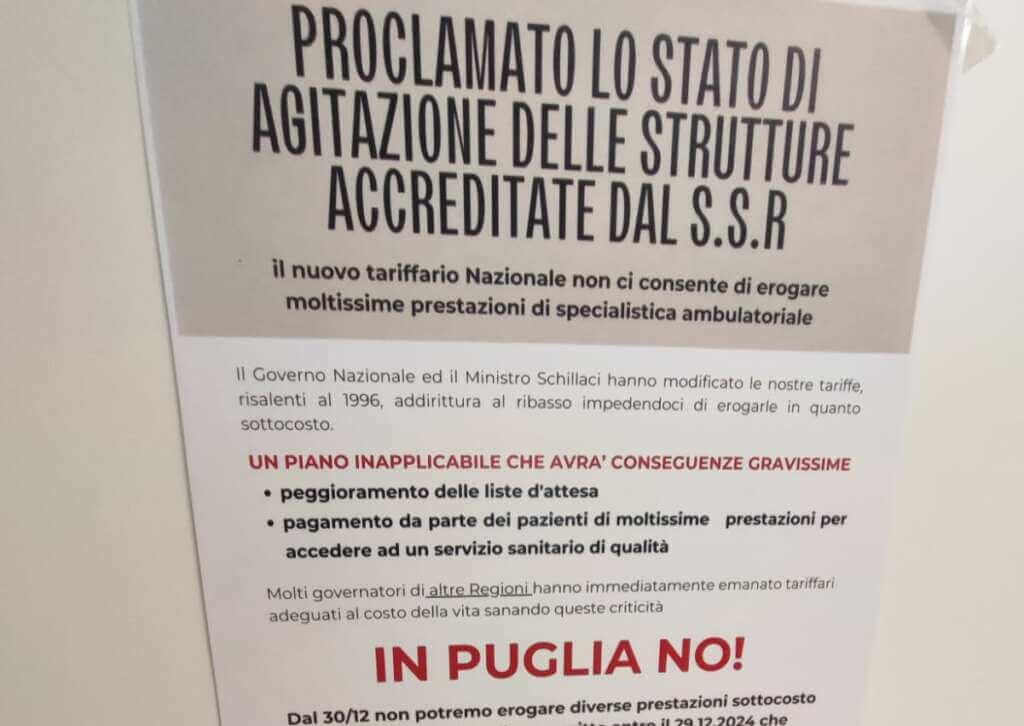 Galleria foto 'Sanità, laboratori convenzionati in stato d’agitazione: «Non potremo fare gli esami»' - foto 1