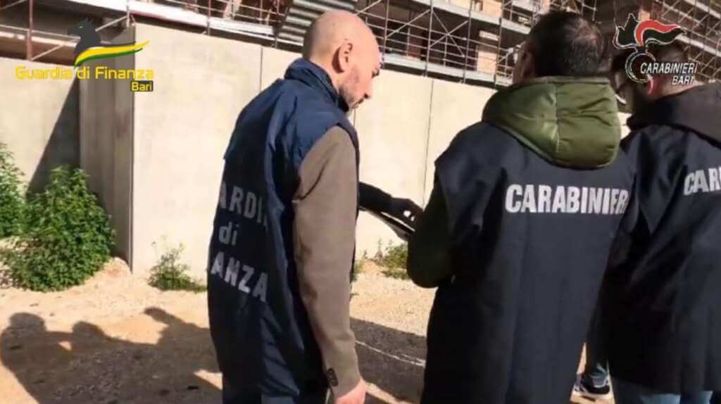 Galleria foto 'Altamura, truffa da 17 mln di euro sui bonus edilizi: 9 arresti, tra loro un’intera famiglia – VIDEO' - foto 1