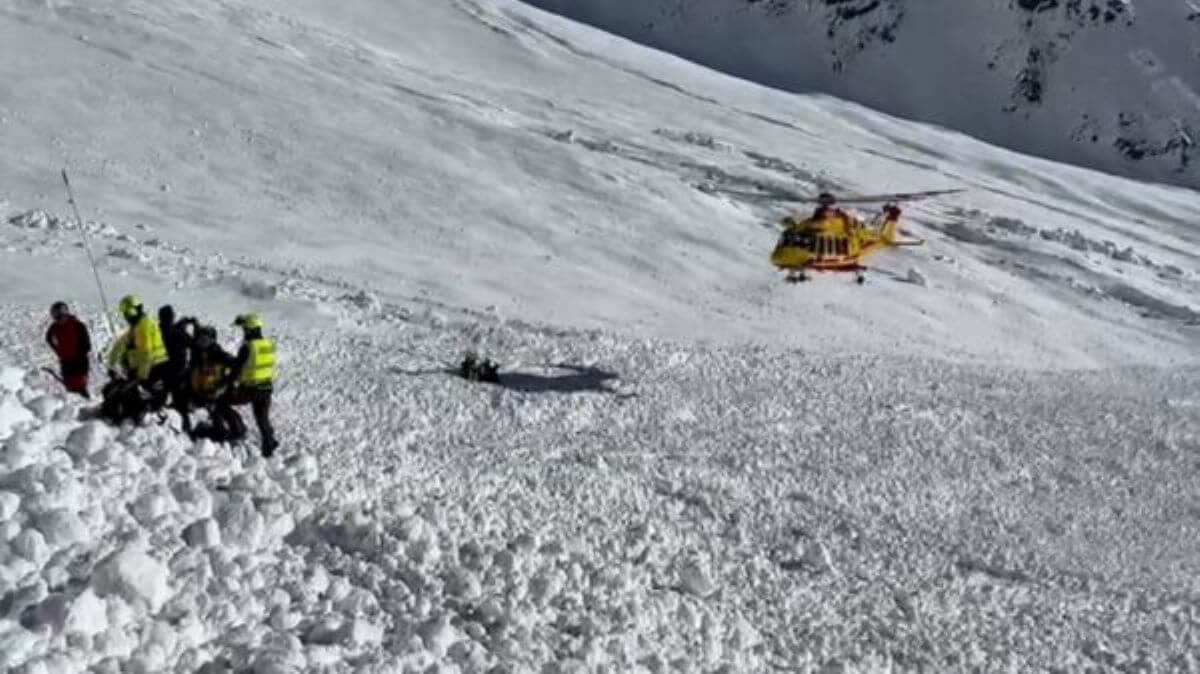 Piemonte, una valanga investe 5 persone a Trasquera: tre morti e due feriti