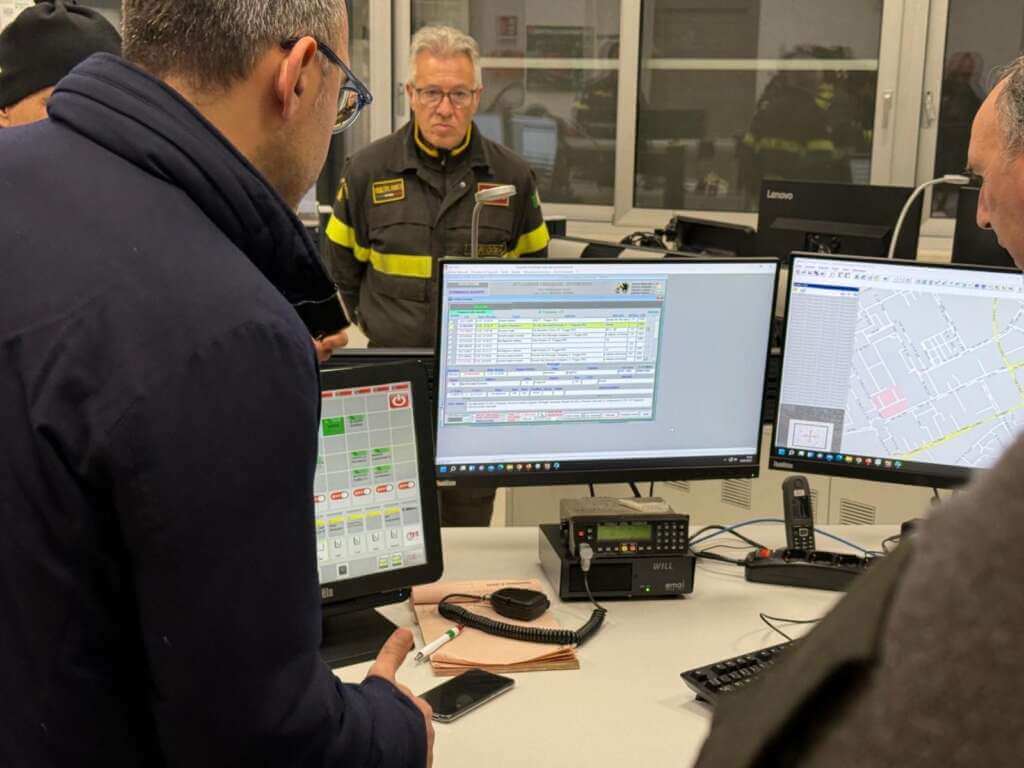 Galleria foto 'Foggia, presidio dei vigili del fuoco al “Gino Lisa”: «Il Governo adegui la pianta organica»' - foto 3