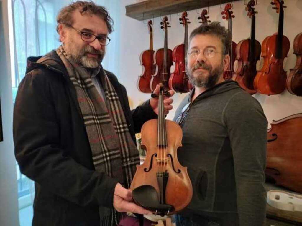 Galleria foto 'Il violino di Dachau torna a suonare nel Giorno della Memoria: il concerto al Piccinni a Bari' - foto 1