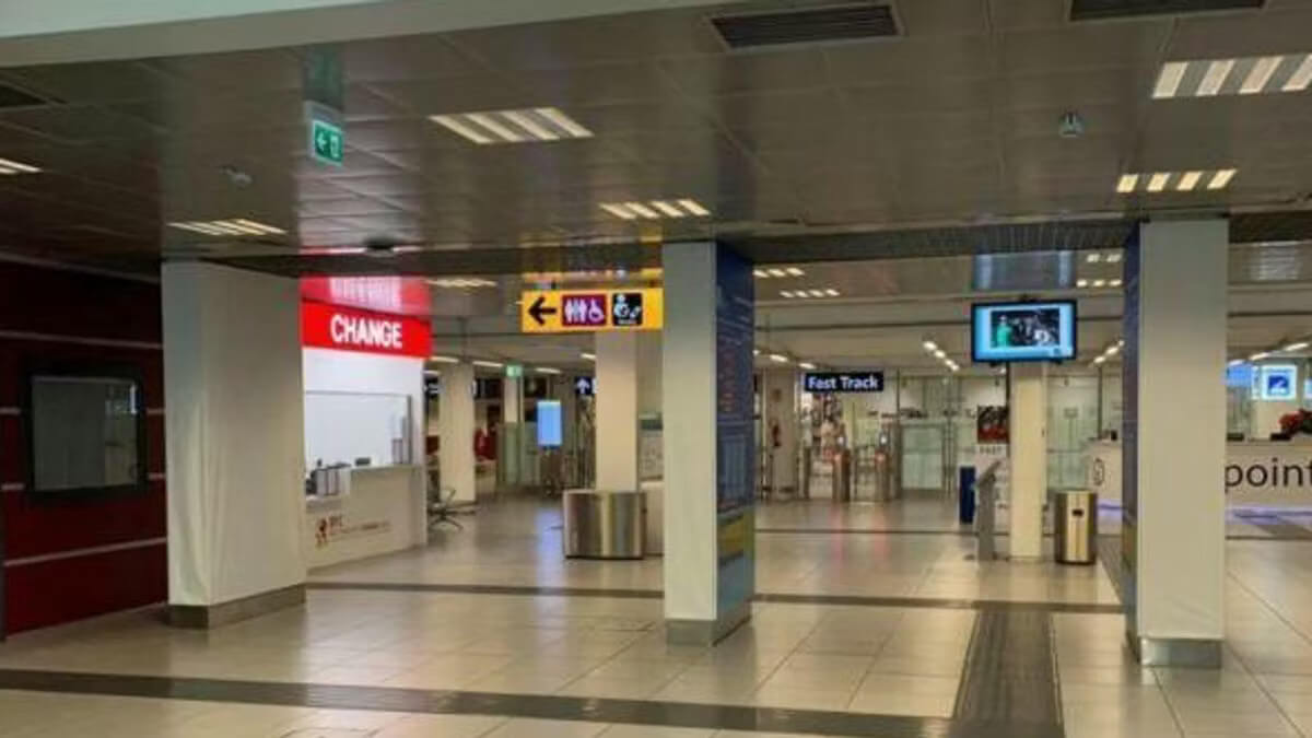Incendio all’aeroporto di Ciampino: sospesi i voli, fermato un cittadino georgiano