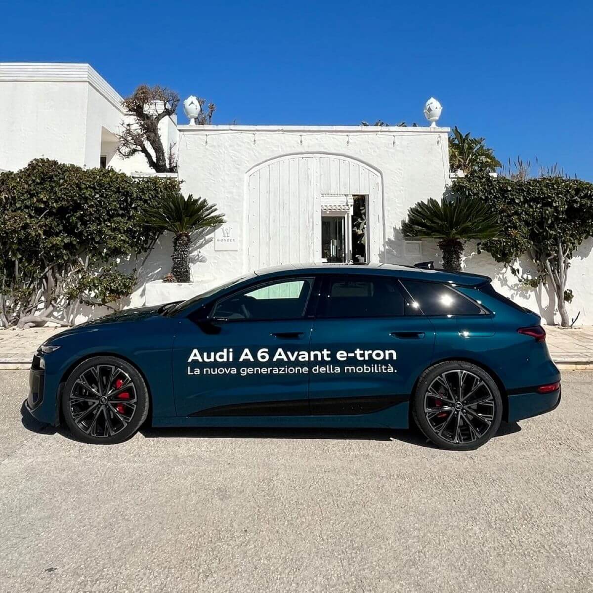 Il futuro della mobilità sulle strade pugliesi, la Driving Experience con la nuova Audi A6 Avant e-tron Il futuro della mobilità sulle strade pugliesi, la Driving Experience con la nuova Audi A6 Avant e-tron
