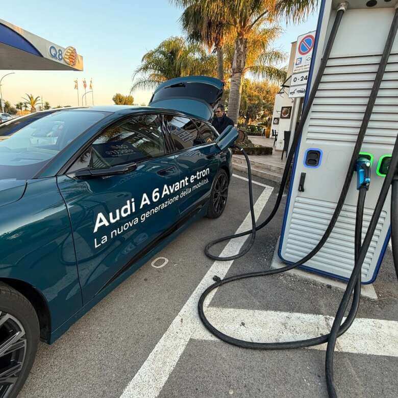 Il futuro della mobilità sulle strade pugliesi, la Driving Experience con la nuova Audi A6 Avant e-tron Il futuro della mobilità sulle strade pugliesi, la Driving Experience con la nuova Audi A6 Avant e-tron