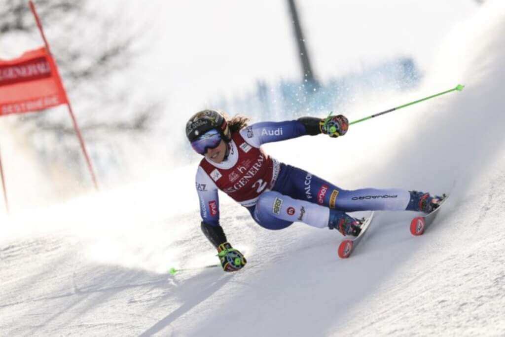 Galleria foto 'Sestriere, Federica Brignone vince la coppa del mondo di sci. Seconda la neozelandese Robinson' - foto 1