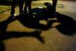 Trani, guarda la fidanzatina di un 16enne: picchiato un 33enne disabile. Il video finisce sui social