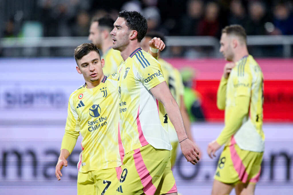 Galleria foto 'Serie A, Vlahovic torna titolare ed è decisivo: Juventus batte Cagliari 1-0' - foto 1