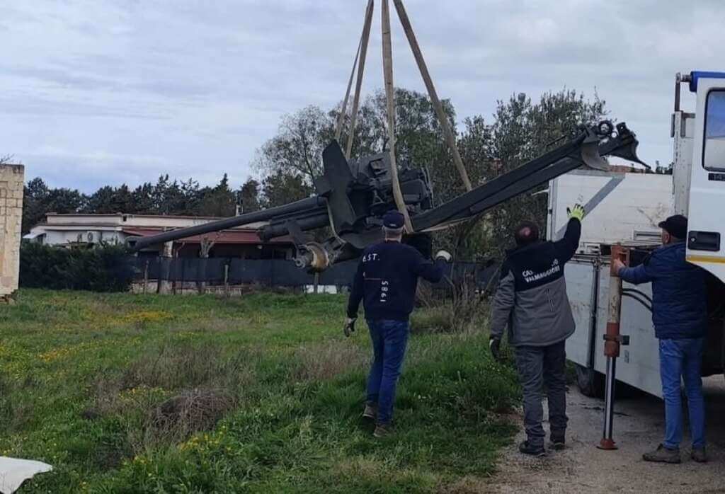 Galleria foto 'Castelluccio Valmaggiore, rubato un cannone della seconda guerra mondiale: trovato poco dopo' - foto 1