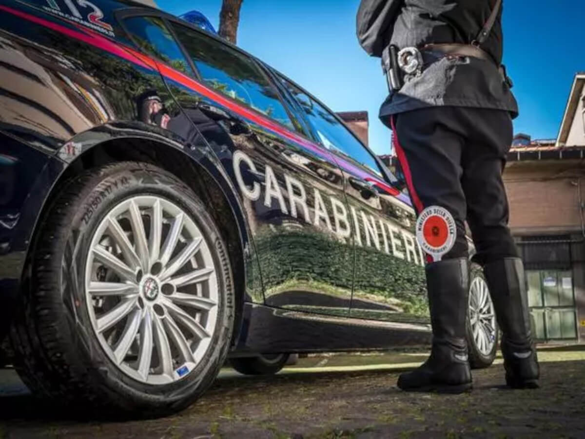 Trieste, anziana accoltellata alla gola in casa: fermata una donna