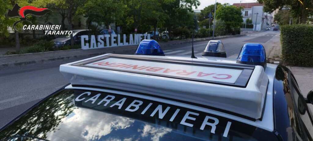 Galleria foto 'Castellaneta, in auto ha dosi di cocaina pronte alla vendita: arrestato un 62enne' - foto 1