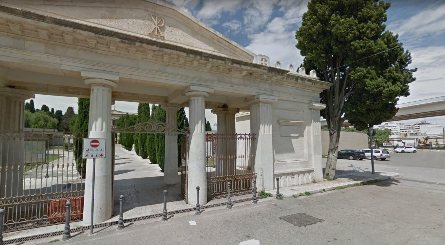 Bari, cimiteri aperti con orario continuato per la Commemorazione dei Defunti: attive aree di sosta straordinarie