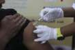 Covid, cresce la variante LP.8.1: sintomi lievi ma alta diffusione nei Paesi poco vaccinati