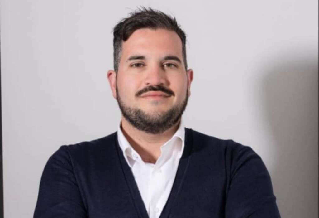 Galleria foto 'Francavilla Fontana, minacce al consigliere M5S Davide Mastromarino: «Stai attento»' - foto 1