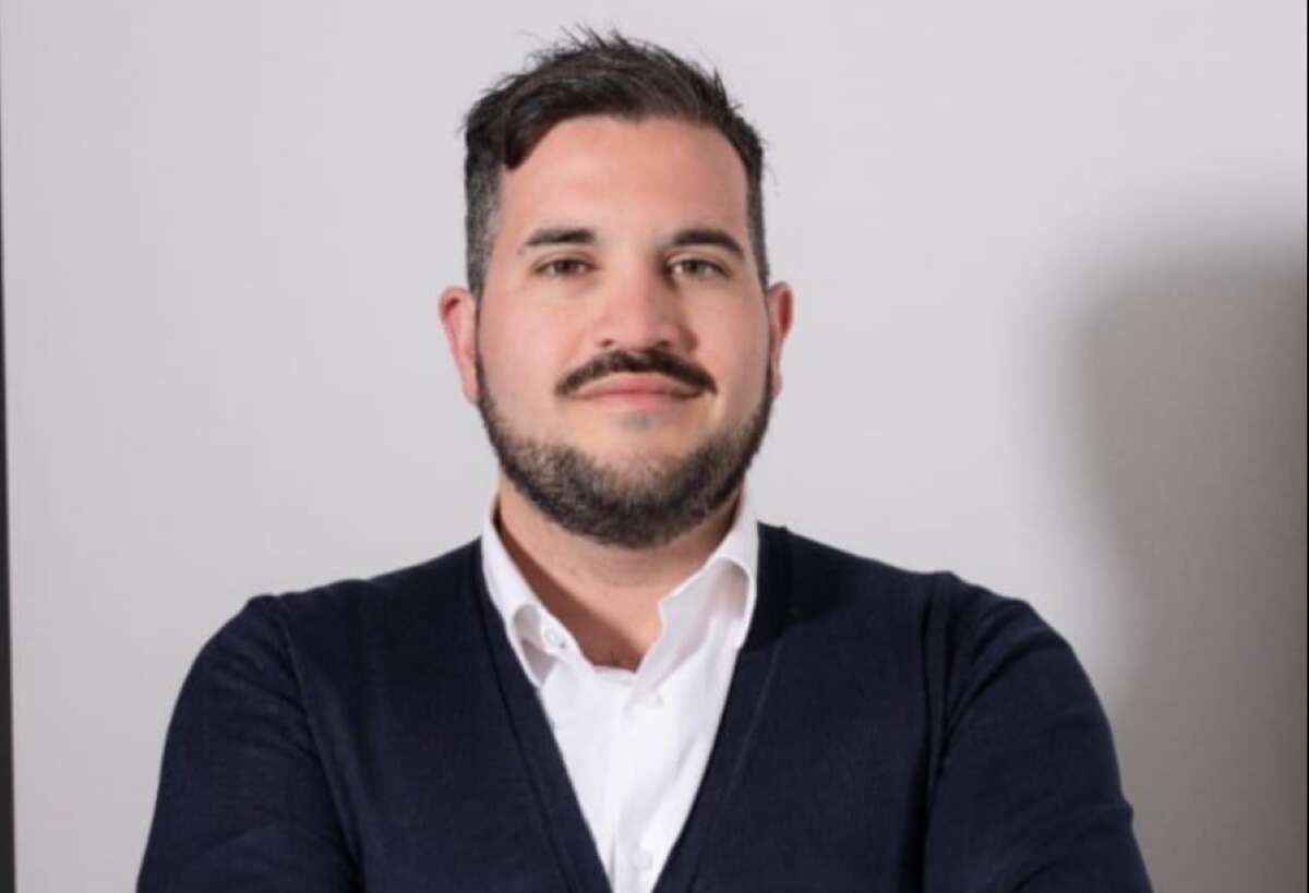 Francavilla Fontana, minacce al consigliere M5S Davide Mastromarino: «Stai attento»