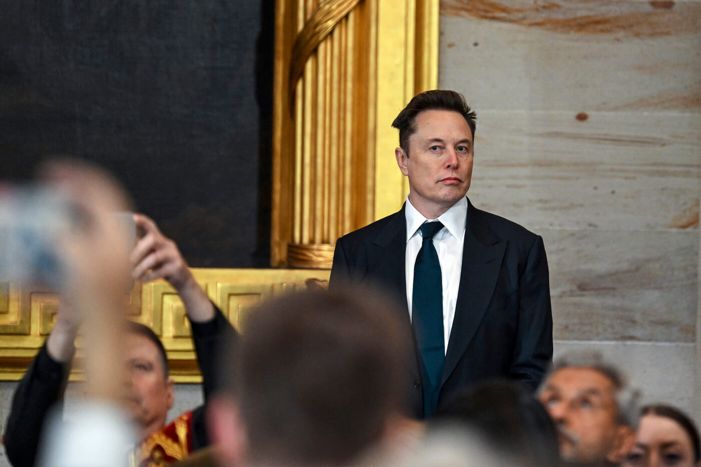 Dazi Usa, Musk si scaglia contro un consigliere di Donald Trump Dazi Usa, Musk si scaglia contro un consigliere di Donald Trump