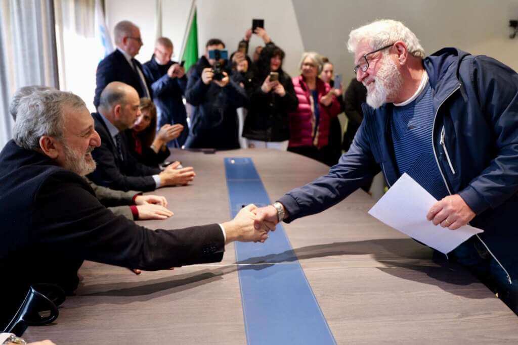 Galleria foto 'Brindisi, nuovo personale per la Sanitaservice. Emiliano: «Bella giornata per i lavoratori» – VIDEO' - foto 17