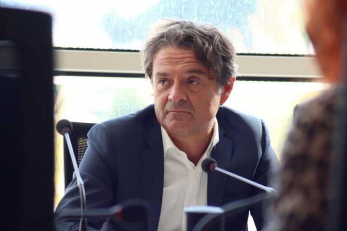 Puglia, Pd irremovibile: niente tessera per Amati. Ora Schlein valuta, Franceschini media