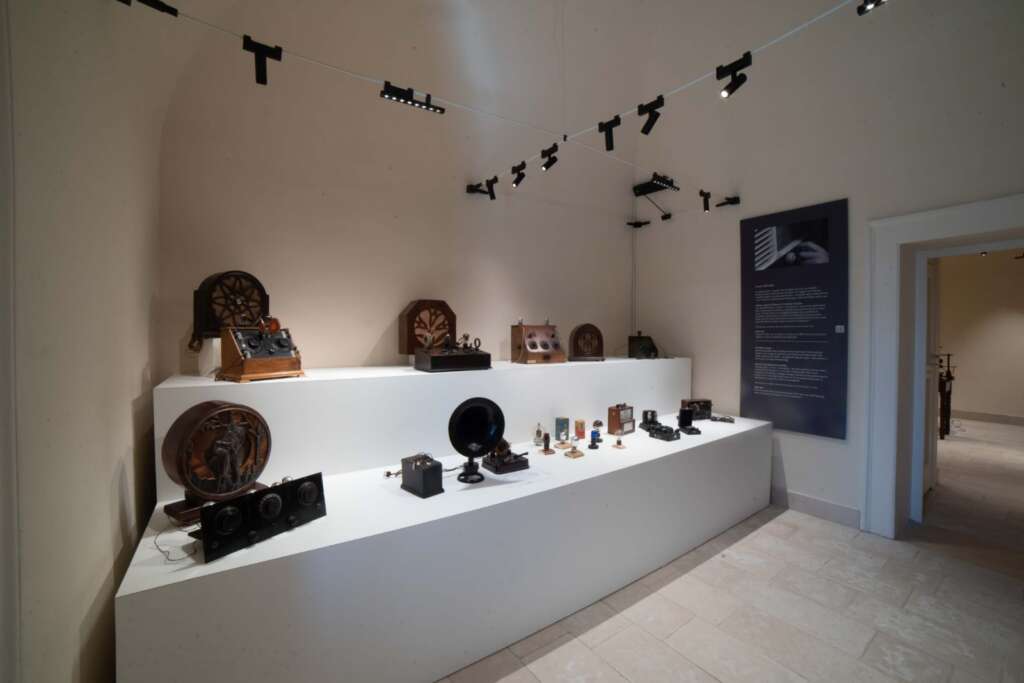 Galleria foto 'Bari, apre al pubblico il Faro-Museo di San Cataldo: dedicato alla radio e a Guglielmo Marconi – FOTO' - foto 2
