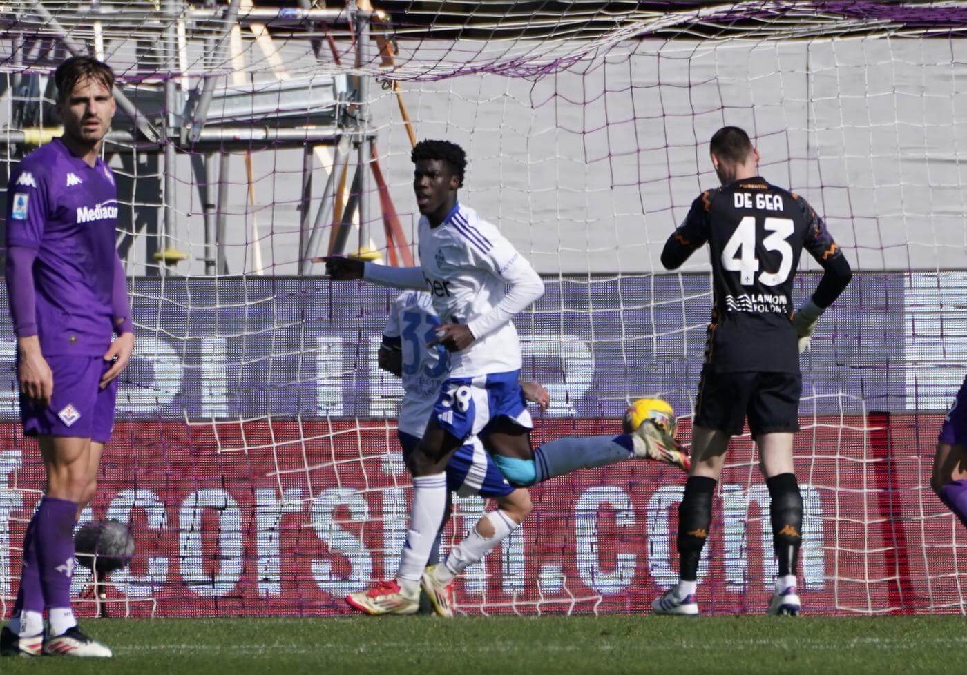 Serie A, il Como espugna il Franchi: Fiorentina battuta 2-0 con Diao e Nico Paz Serie A, il Como espugna il Franchi: Fiorentina battuta 2-0 con Diao e Nico Paz