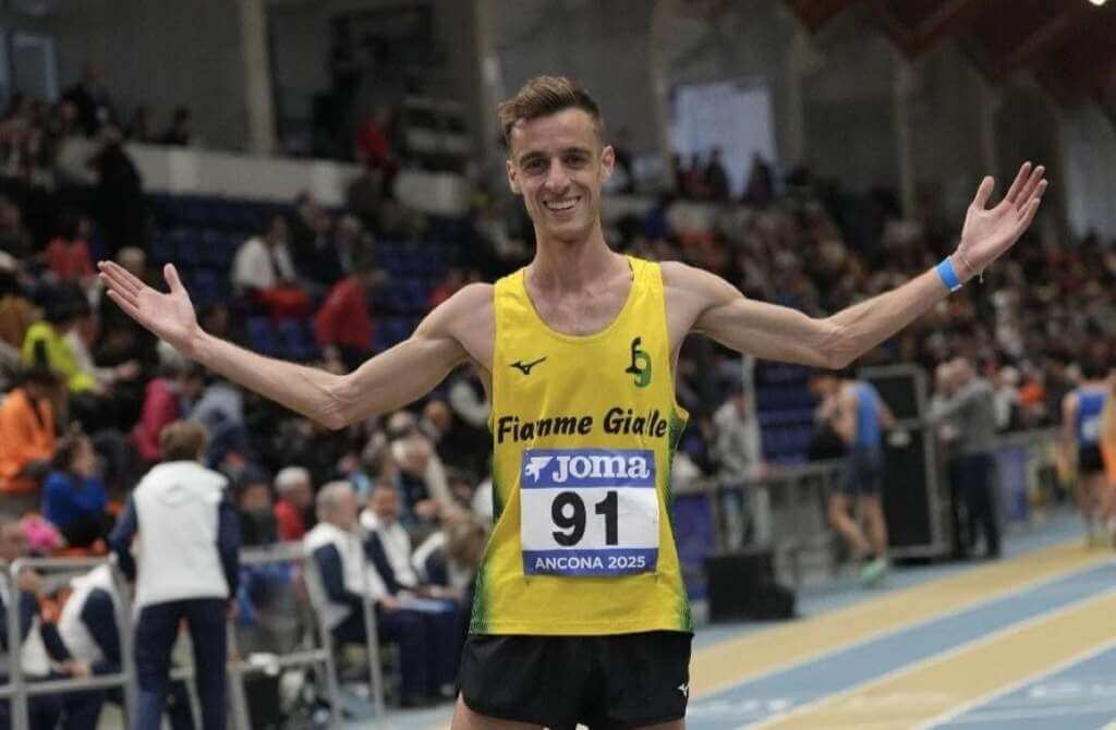 Galleria foto 'Atletica, super Fortunato agli Assoluti indoor di Ancona: record del mondo nei 5 km di marcia' - foto 1
