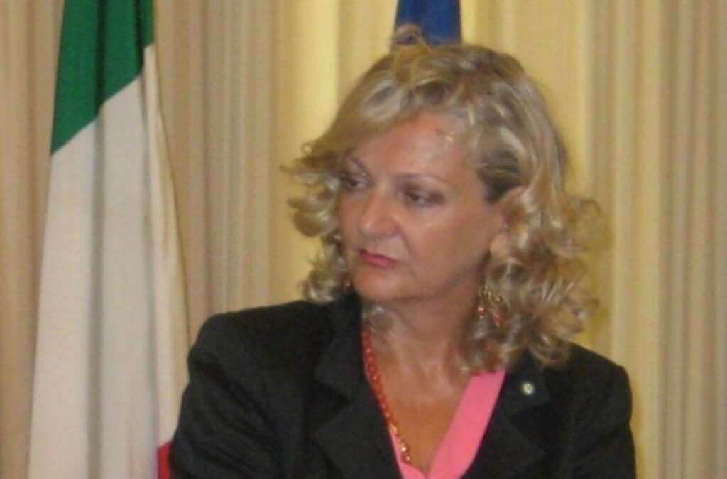 Galleria foto 'Taranto, sospeso il Consiglio comunale: Giuliana Perrotta commissaria prefettizia' - foto 1
